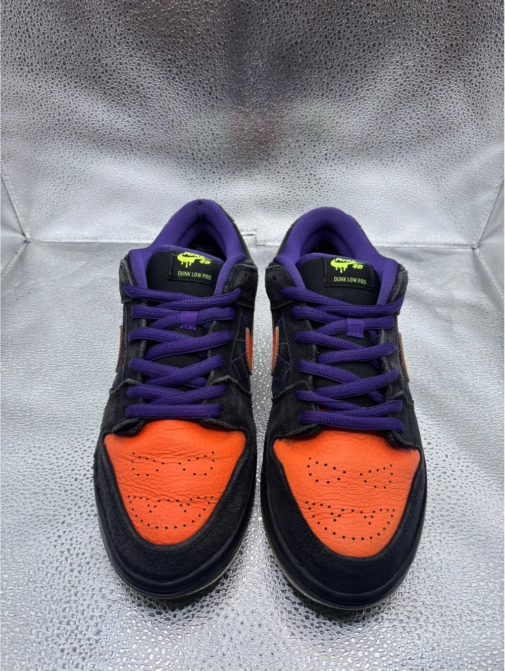 Nike sb Dunk low night of mischief Halloween